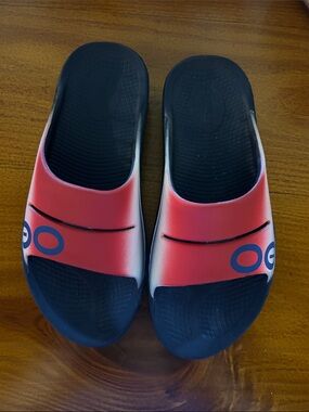 OOFOS Red and Blue Slide Sandals for Women
